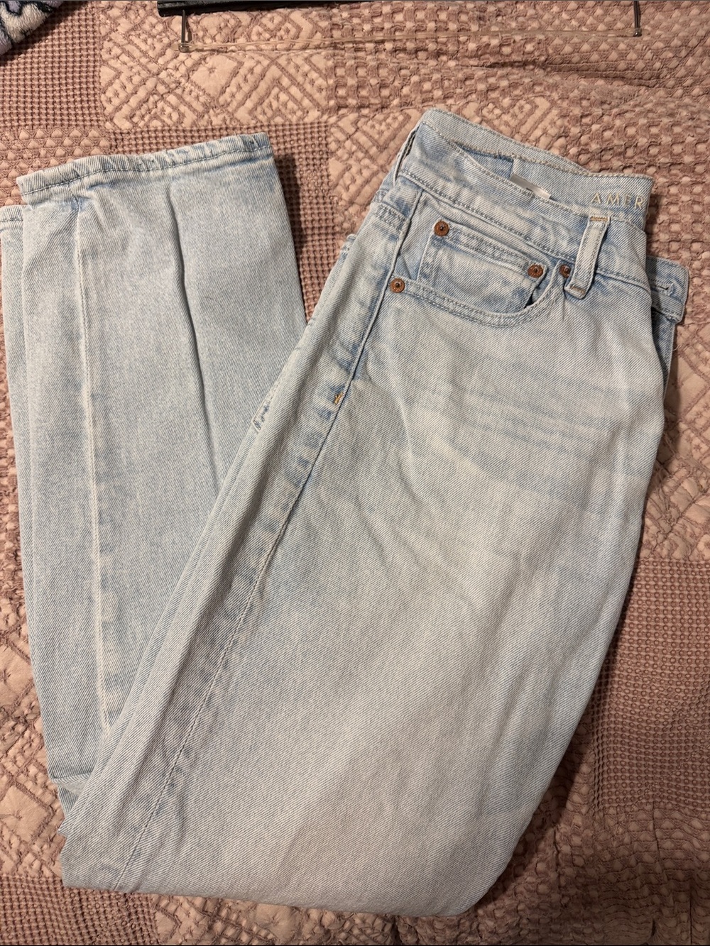 American Eagle Outfitters Light Blue High-Rise Straight Jeans